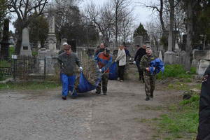 Уборка на Некрополе